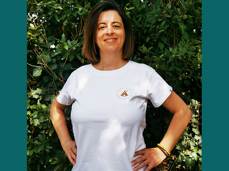 T-shirt blanc : Chasseuse d'Arc-en-Ciel